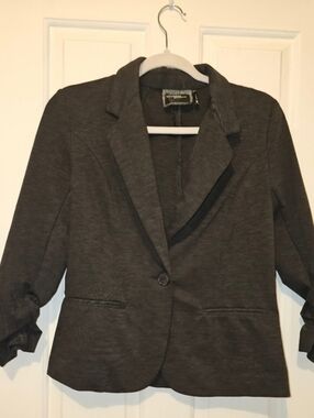 Christian Siriano Dark Gray Ruched-Sleeve Blazer – Size S